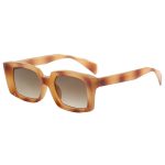 amandasunglasses2_9217718c-4f86-4180-b905-97acdf809b6a