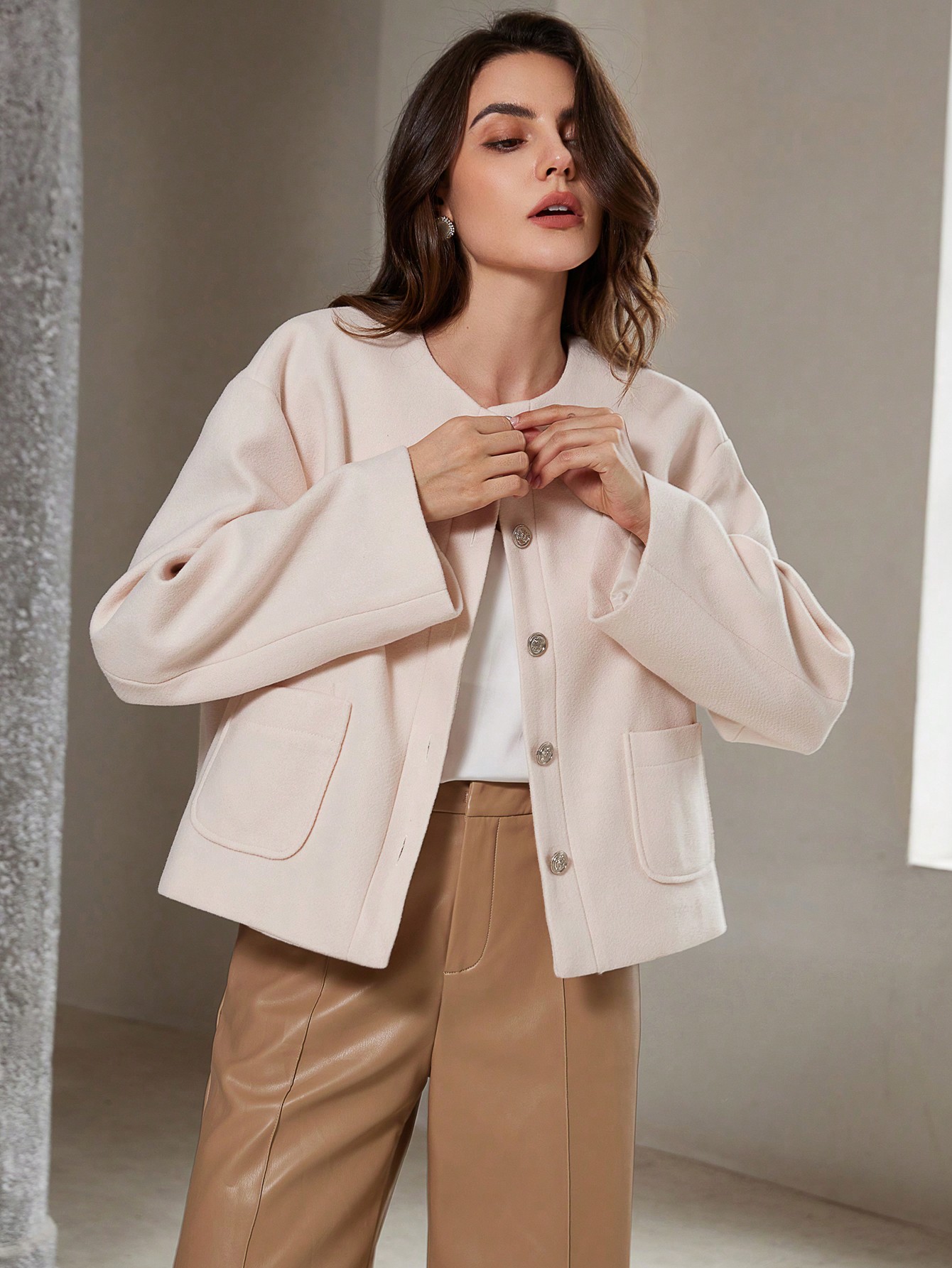 Vintage Elegant Round Neck Short Metallic Button Pocket Jacket